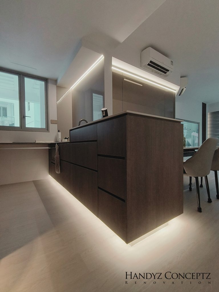 Condo Suspended Kitchen Cabinet