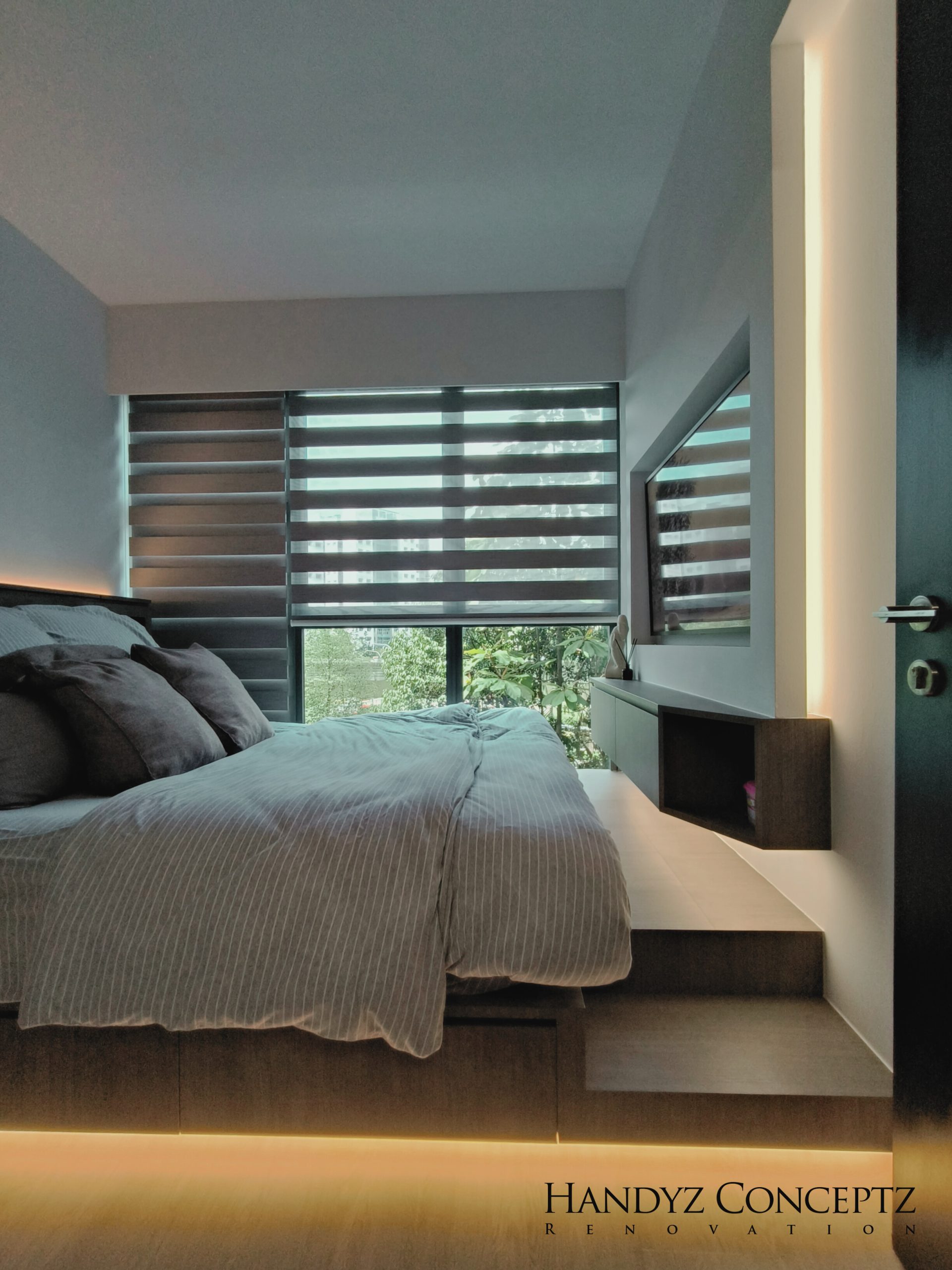 Condo TV Feature Wall & Platfrom