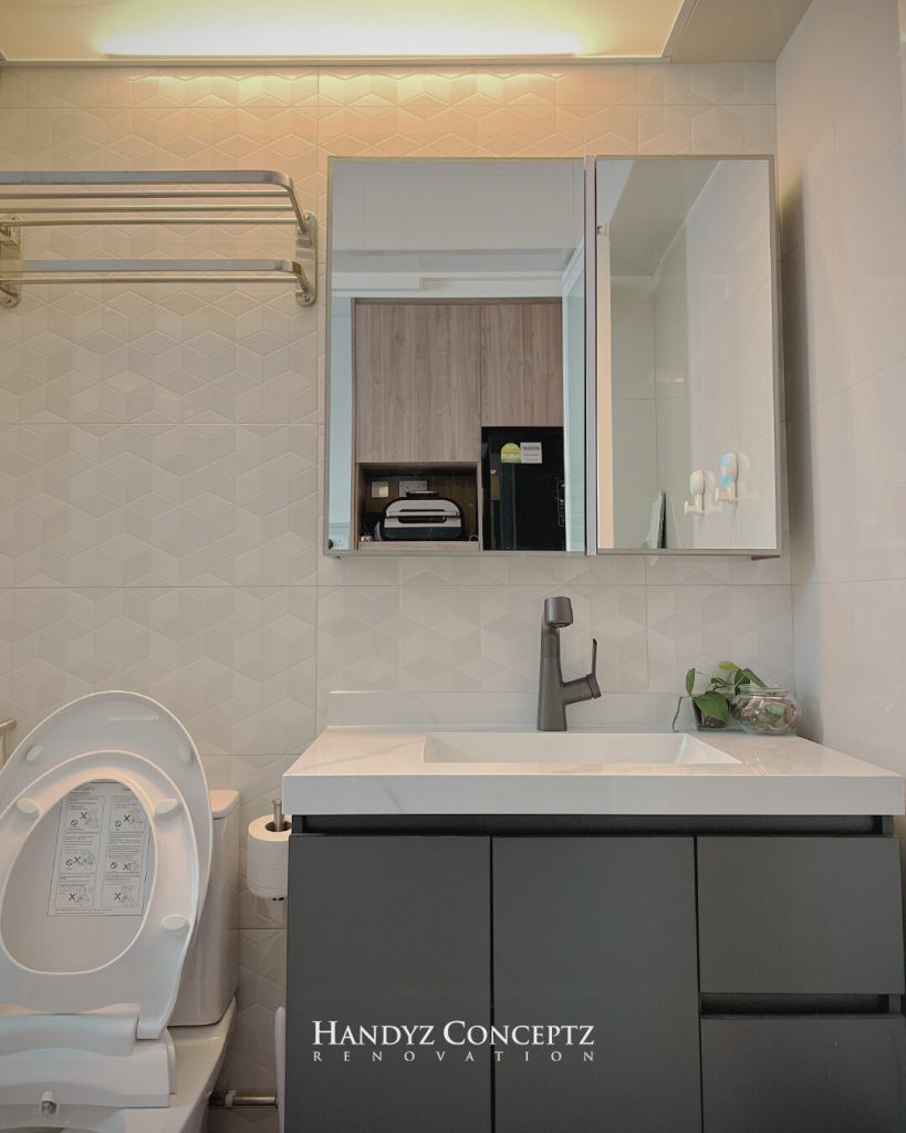 HDB Bathroom Wall Design