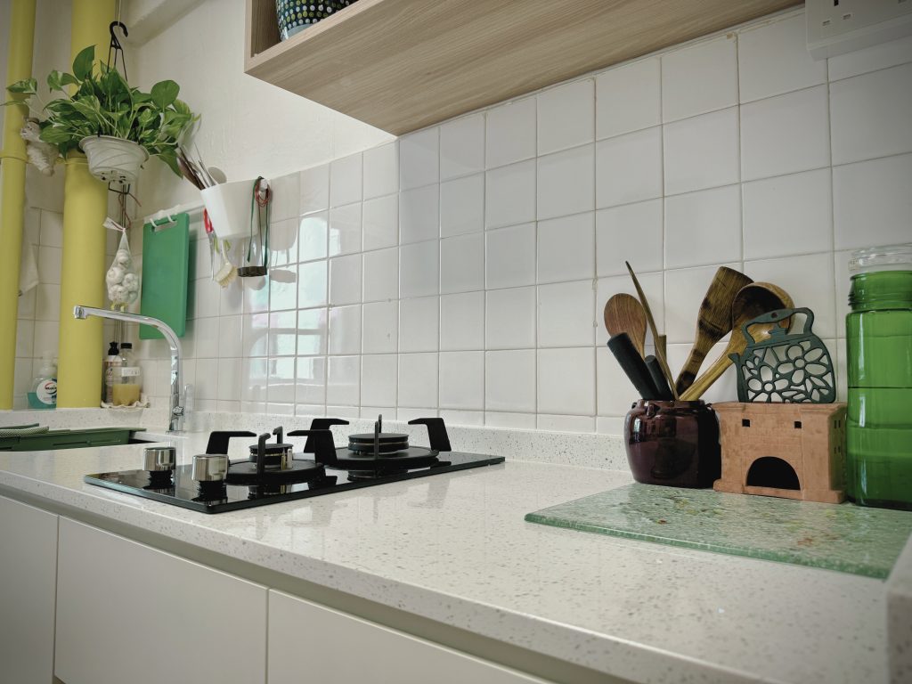 HDB Qaurtz Kitchen Top