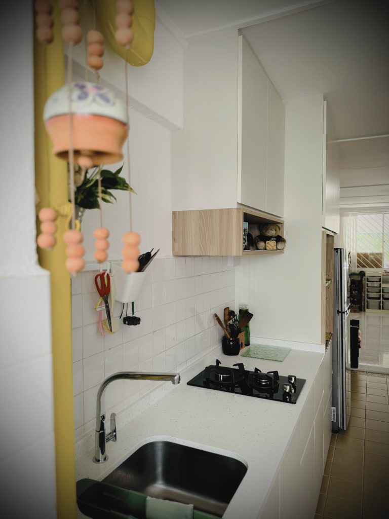 HDB Single bowl kitchen sink
